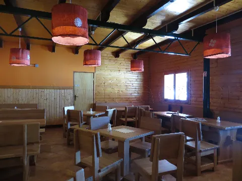 Rustik - stolovi i stolice