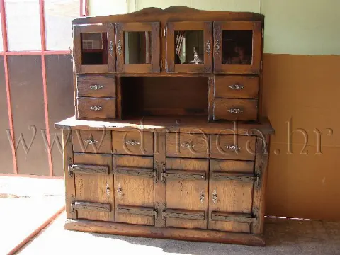 Rustik - ormari i vitrine