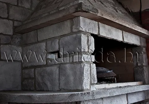 dekorativni-kamen-castel-7