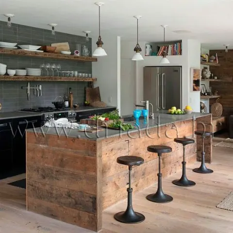 Industrial chic drvena kuhinja