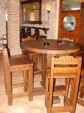 37-stol-i-stolice