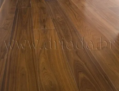 Americki orah - klase